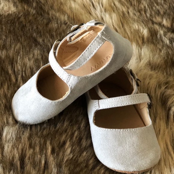 Taupe Baby Girl ballet shoes - Picture 3 of 3